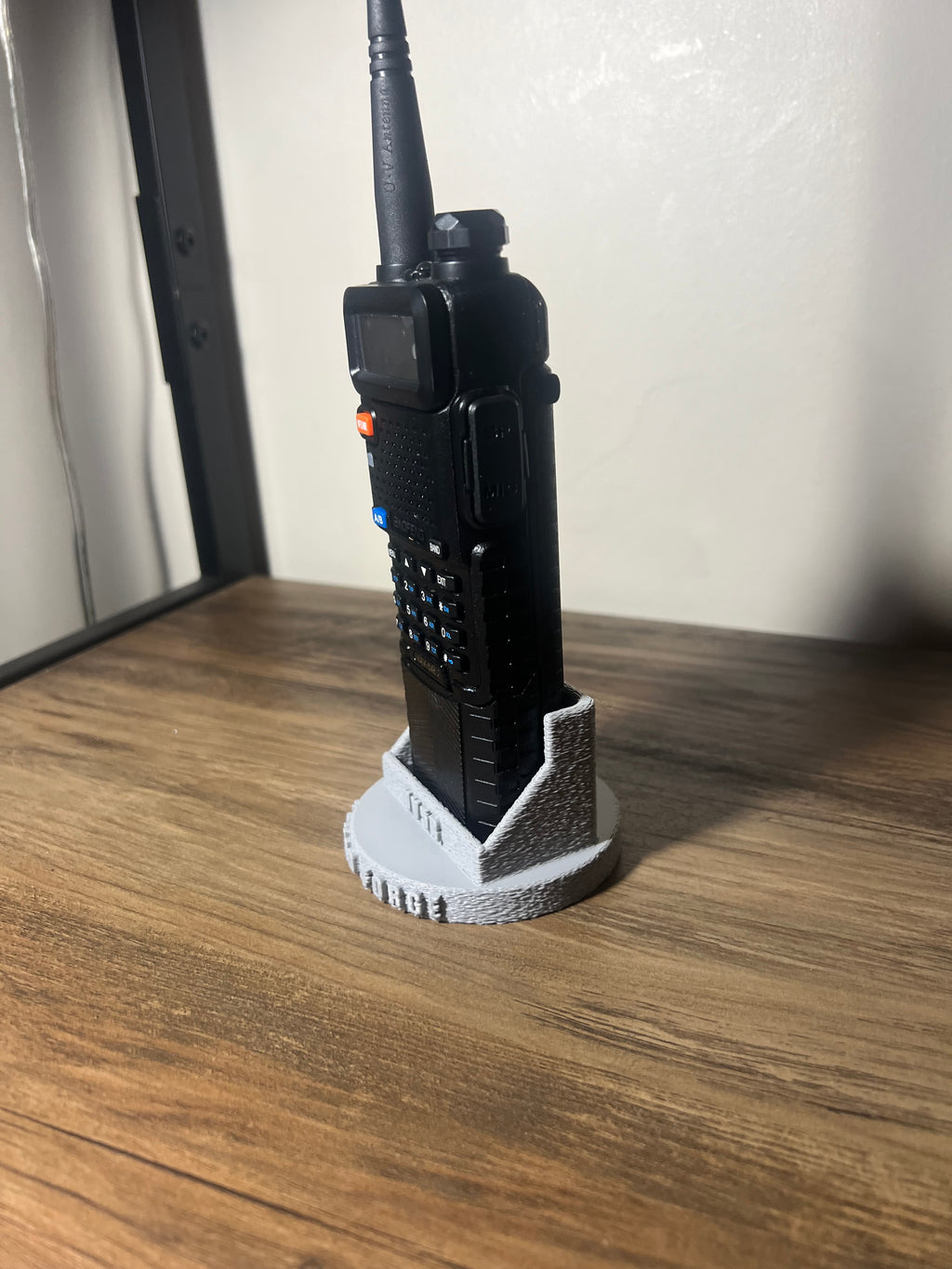 Baofeng UV5R Radio Stand Desktop Holder Rugged