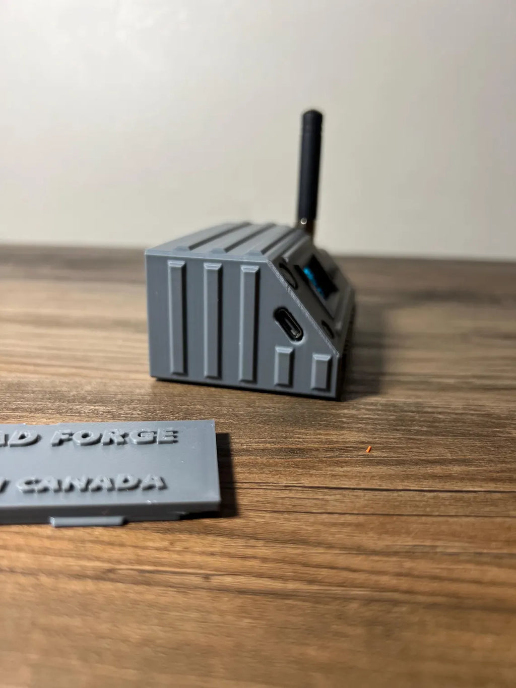 Meshtastic Home/Desk Node - Heltec V3 (18650 Battery)