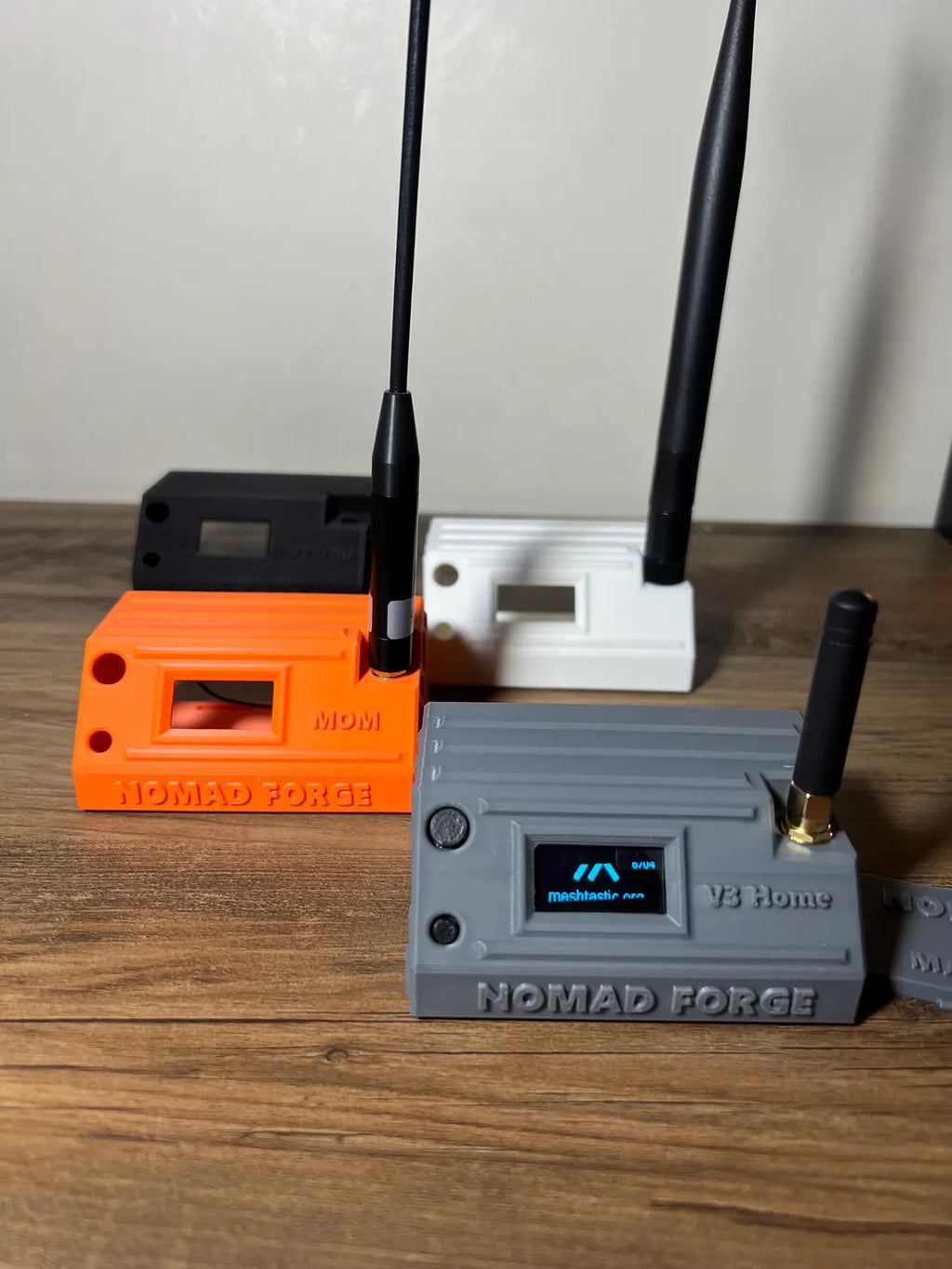 Meshtastic Home/Desk Node - Heltec V3 (18650 Battery)