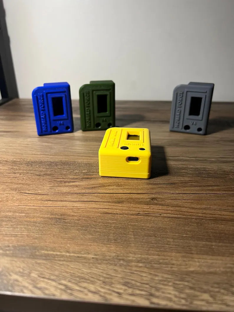 Plug-In Meshtastic Node (Heltec V4) – USB Powered, GPS-Ready