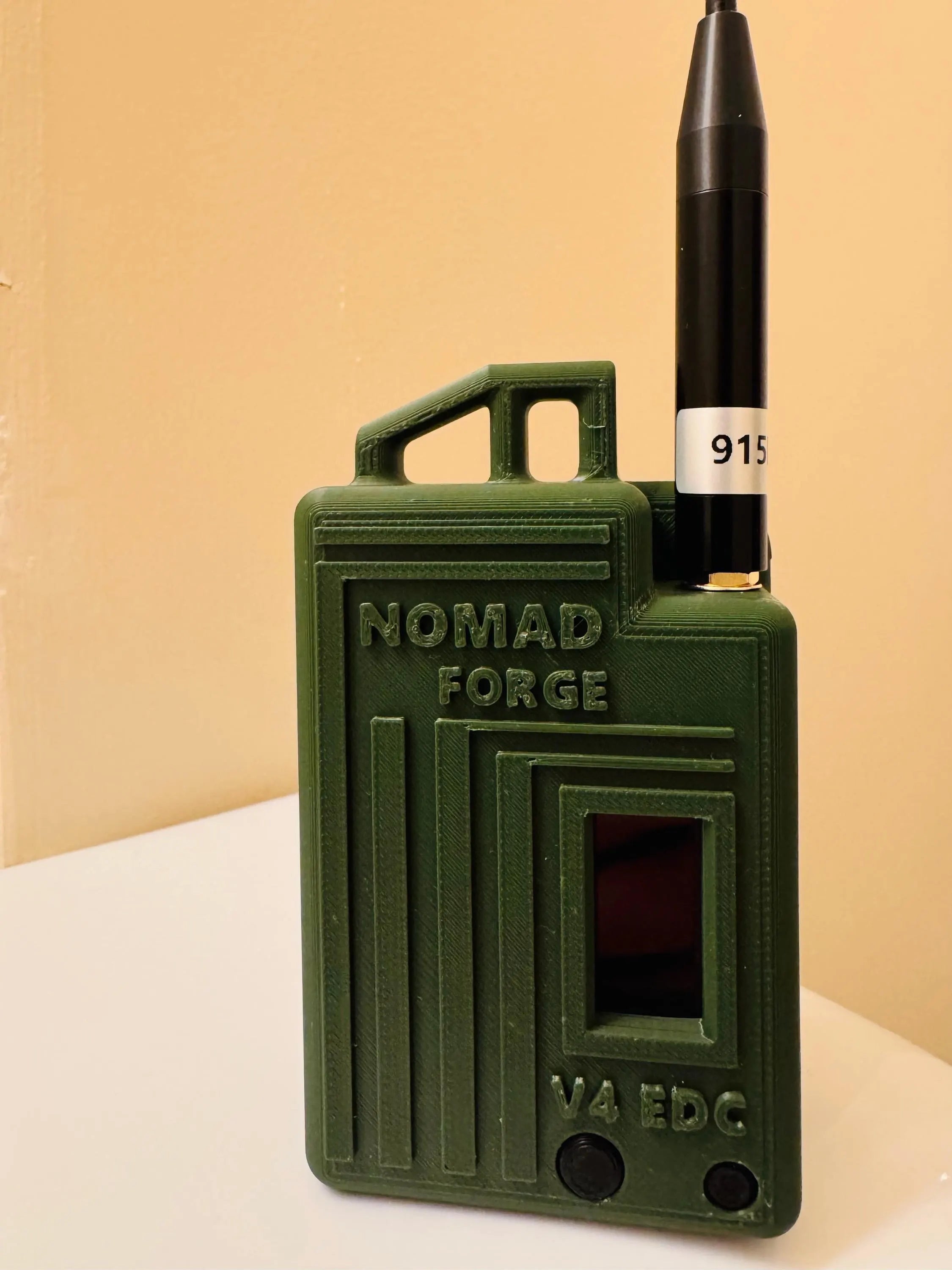 EDC Meshtastic Node (Heltec V4) – 18650 Ready, GPS-Ready